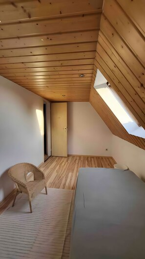 3 Schlafzimmer, kostenloses WLAN, Bettwäsche