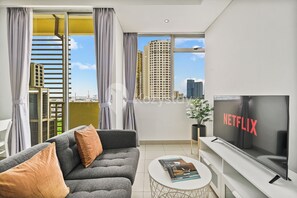 Appartement, 2 chambres, vue ville | Coin séjour