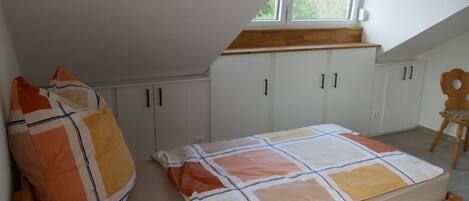 1 habitación, wifi gratis y ropa de cama