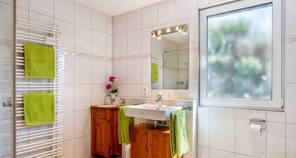 Ferienwohnung 'Gramespacher' mit Bergblick, privater Terrasse und Wi-Fi