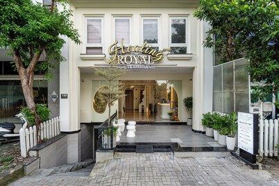 The Royal Healing - Phu My Hung