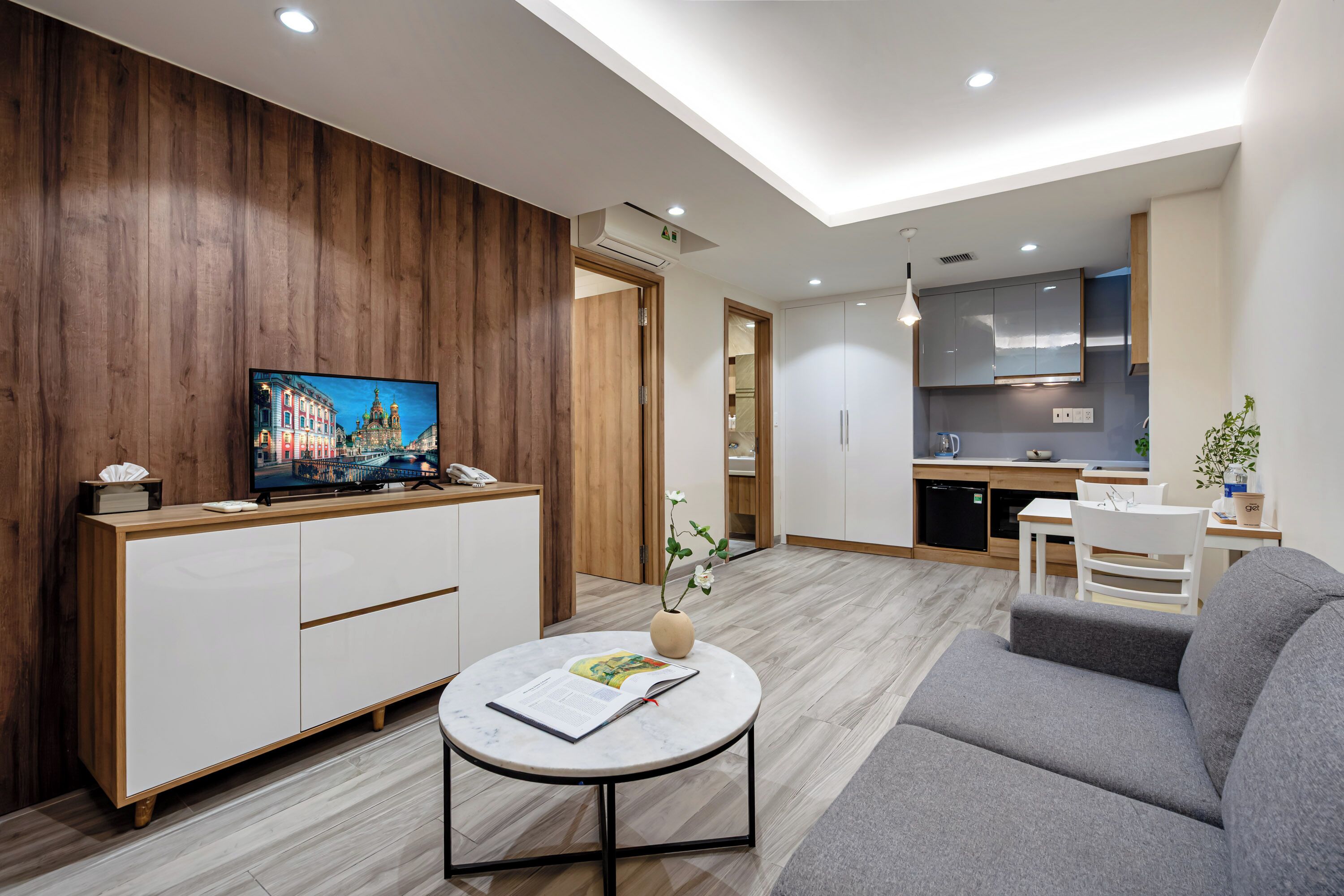 Private One-bedroom Suite - Basement