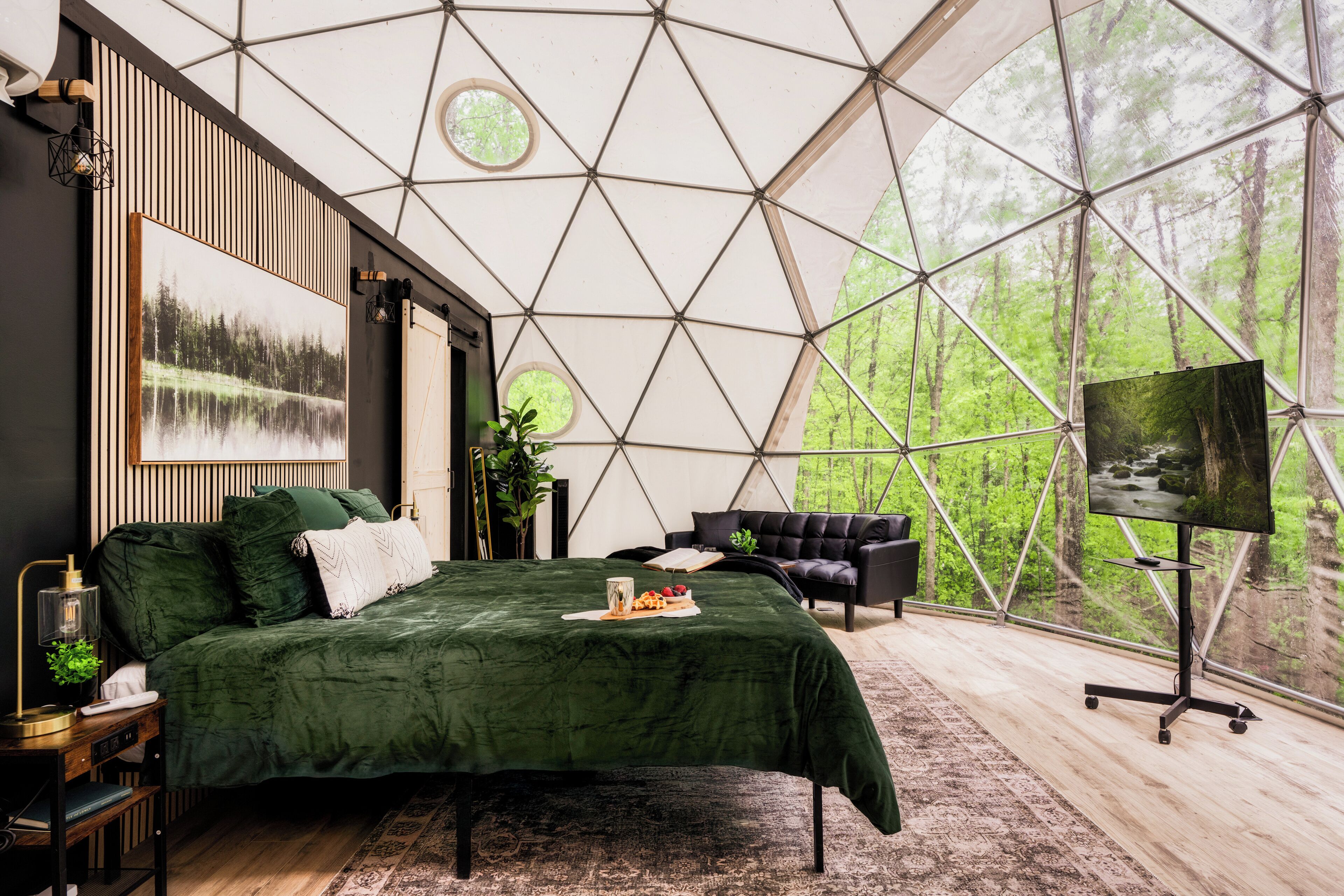 1 多间卧室、熨斗/熨衣板、WiFi、床单