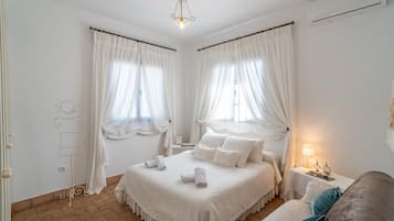 4 Schlafzimmer, Bügeleisen/Bügelbrett, kostenloses WLAN, Bettwäsche