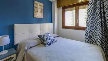 3 habitaciones, tabla de planchar con plancha y wifi gratis