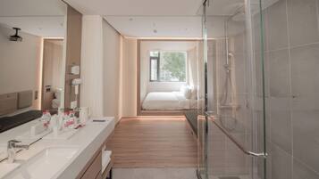 Comfort-Doppelzimmer, Nichtraucher, Klimaanlage | Laptopgeeigneter Arbeitsplatz, kostenloses WLAN