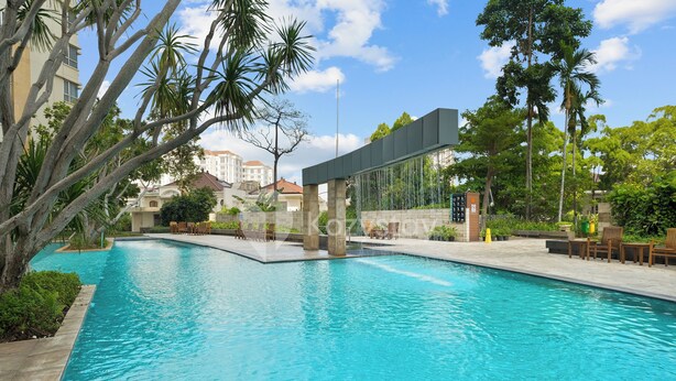 Outdoor pool - Corinna by Kozystay - Senayan (Jakarta)