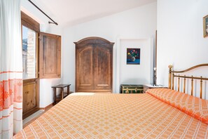 2 habitaciones, wifi gratis y ropa de cama 