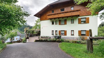 Esterni