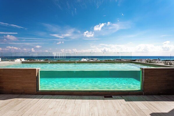 Apartment, 1 Bedroom, Accessible, Smoking | Pool | Outdoor pool - Hermoso Departamento Paraíso Tropical en el Corazón de PdC (Playa del Carmen)