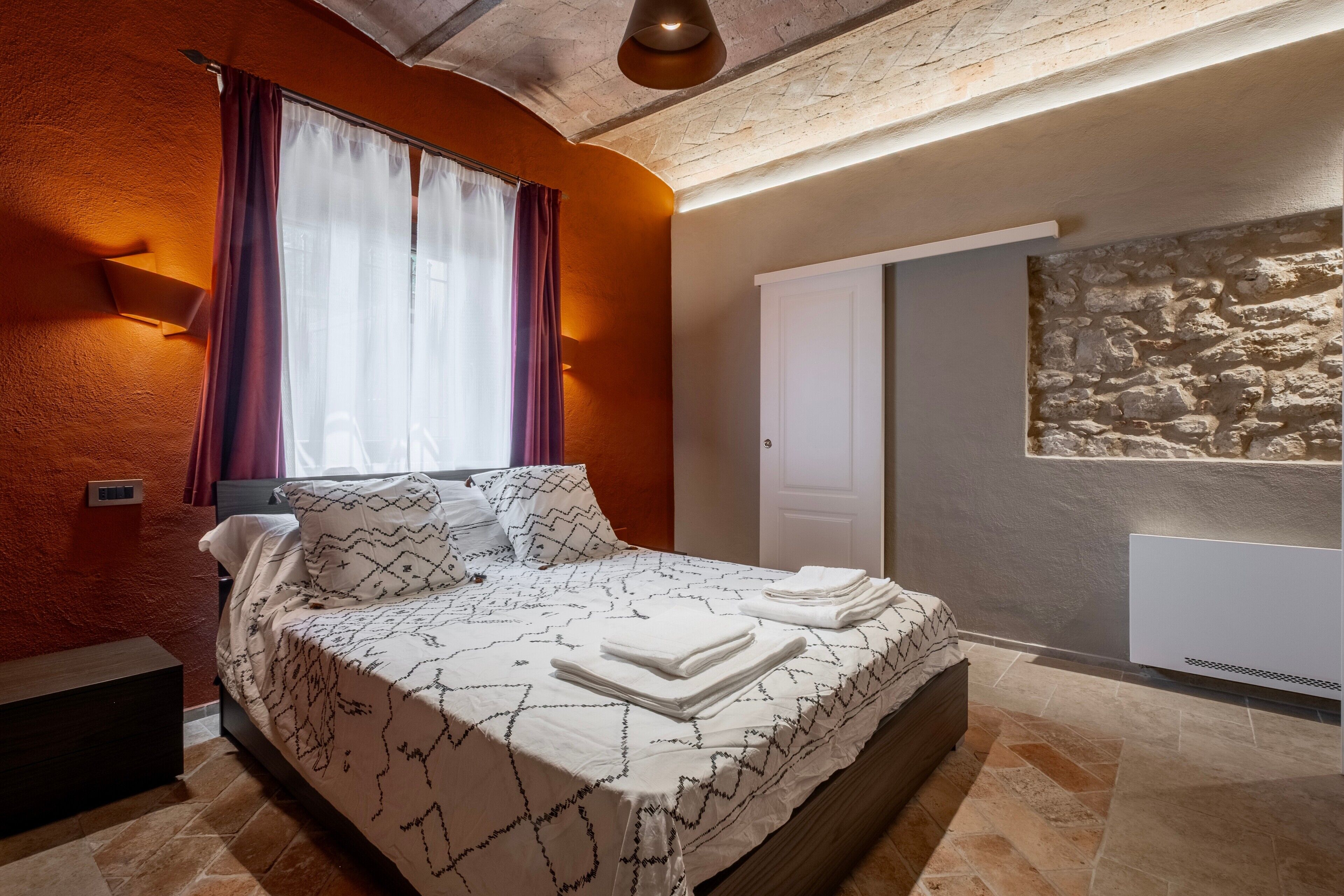 1 chambre, Wi-Fi gratuit, draps fournis