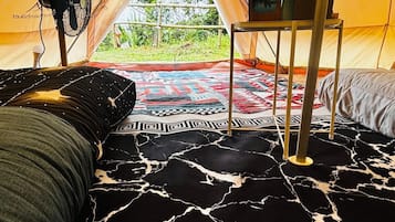 Deluxe Tent | 1 bedroom, desk, bed sheets