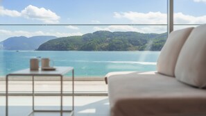 Exterior - Geoje Lighthouse Pension (Geoje)