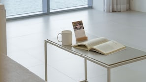 Basic Room, 1 Bedroom (Room 301 (Spa/Ocean View Window)) | 1 bedroom, WiFi (free) - Geoje Lighthouse Pension (Geoje)