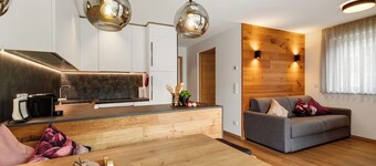 Apartment 'Sonnlicht' with Mountain View, Private Terrace and Wi-Fi
