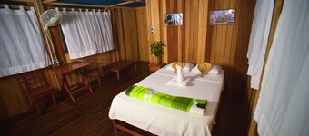 Amazon Curassow Lodge & Expeditions
