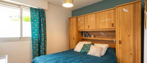 1 bedroom, iron/ironing board, free WiFi