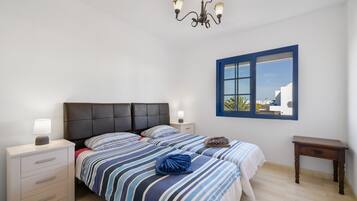 3 habitaciones, tabla de planchar con plancha y wifi gratis