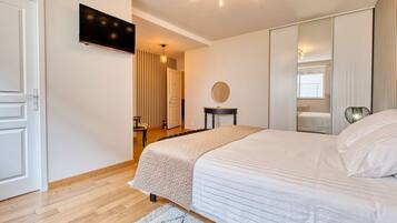 3 chambres, fer et planche Ă repasser, Wi-Fi gratuit, draps fournis