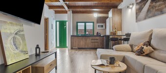 Vacation Apartment 'El Refugio De Los Sueños' with Mountain Views, Terrace and Wi-Fi