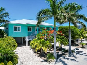 Exterior - Villa Lucie | Canalfront pool home, 5 bedrooms (Ramrod Key)