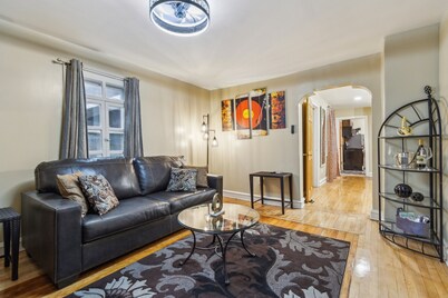 MKE Pleasure Paradyz - BDSM - Adult Themed Cottage