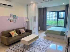 Apartemen Standar, pemandangan kota | 1 kamar tidur, tirai kedap cahaya, dan setrika/meja setrika