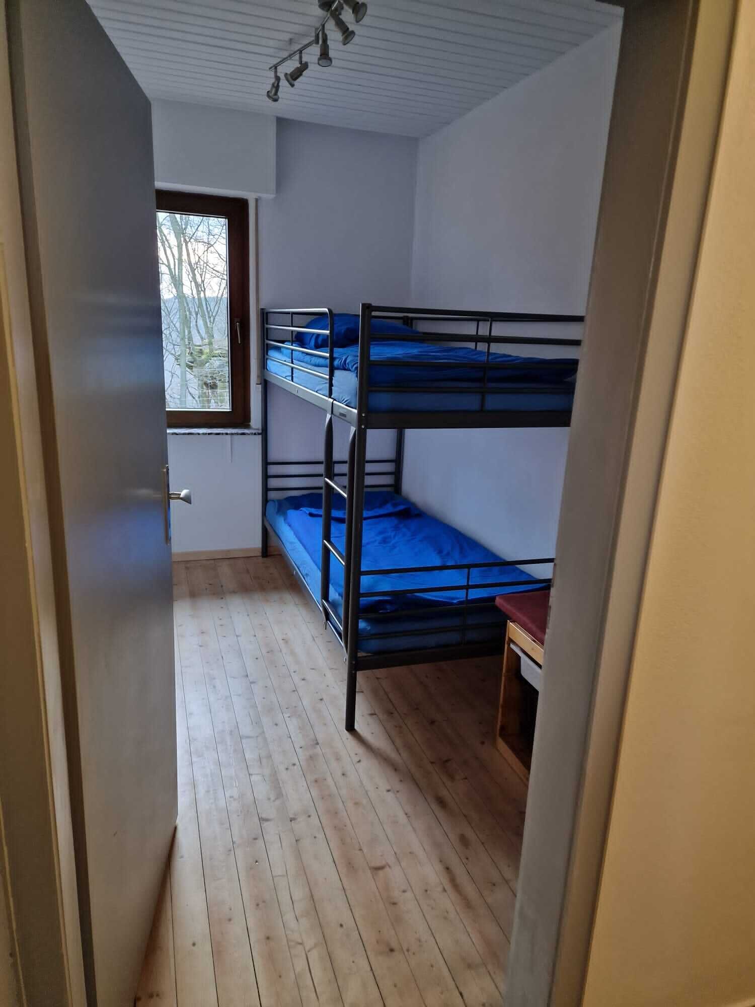 2 bedrooms, iron/ironing board, travel cot, free WiFi