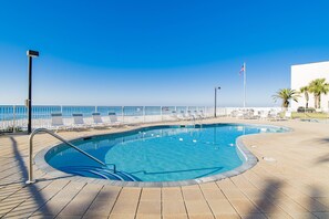 Unclassified image, 2 of 48, button