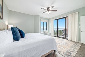 3 dormitoris, planxa i posts de planxar, Internet i roba de llit 