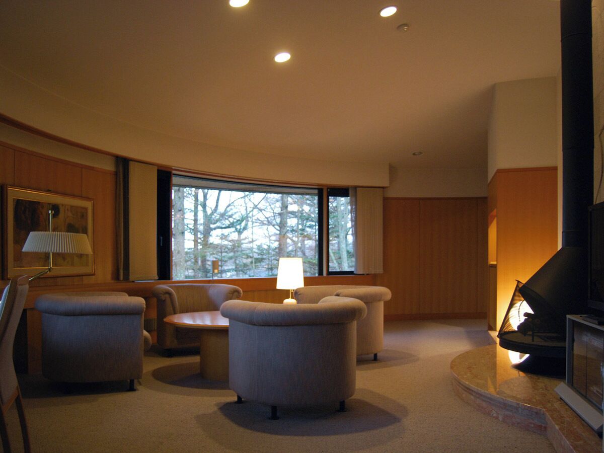 Royal Suite | Desk, laptop workspace, free WiFi, bed sheets