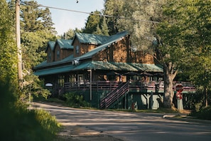 واجهة المنشأة