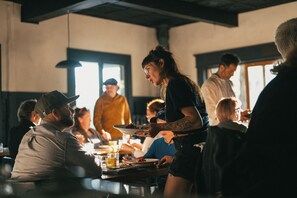 Restaurant - MacTaverne (Val-David)