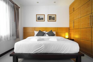 Villa – deluxe, 3 soverom, privat basseng, bassengutsikt | 3 soverom, allergitestet sengetøy og minibarvarer (inkludert)