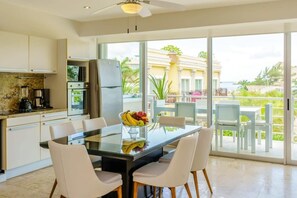 Coffee/tea maker, fridge, microwave, oven - Steps to Beach and 5th Ave, Resort Amenities (Playa del Carmen)