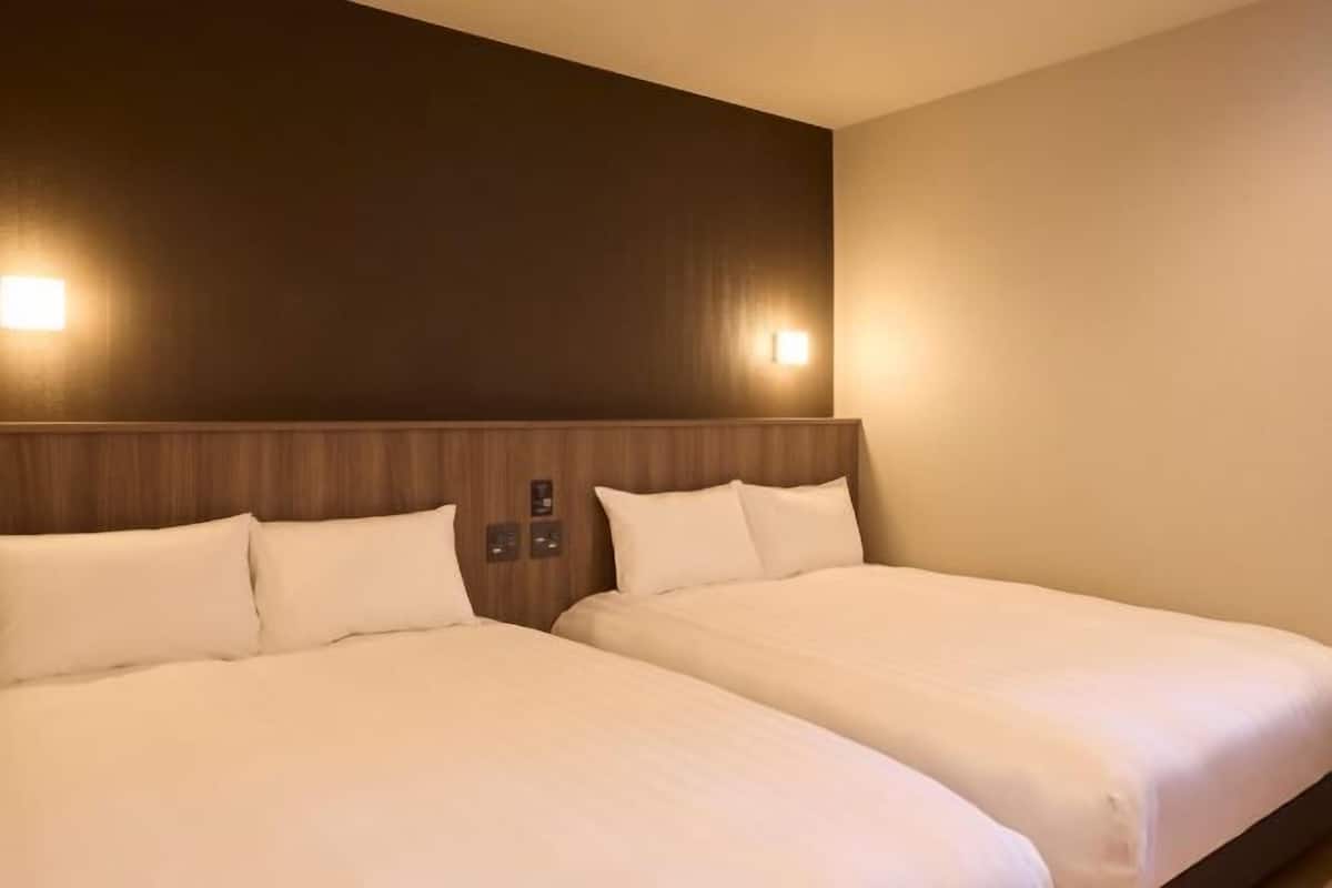 1 bedroom, individually furnished, free WiFi, bed sheets