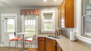 Unclassified image, 2 of 25, button - Beautiful Restored Historic Home Near Rabbit Hash (Petersburg)