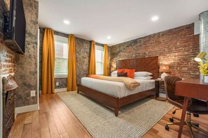 3 Schlafzimmer, Schreibtisch, BĂŒgeleisen/BĂŒgelbrett, Reisekinderbett