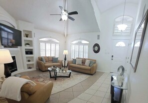 TV connectée, cheminée