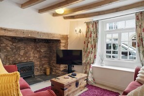 TV, fireplace, stereo, offices