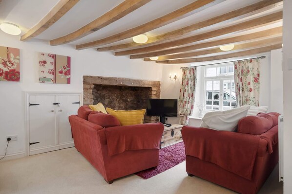 TV, fireplace, stereo, offices