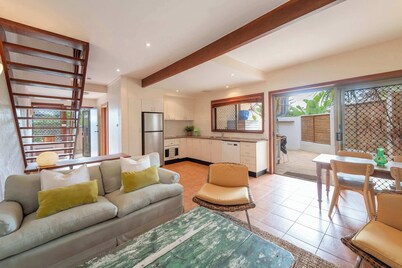 Spooky Beach Lodge - Oceanstays - Pet Friendly