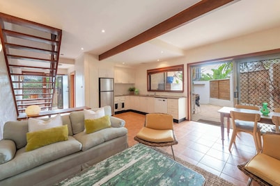 Spooky Beach Lodge - Oceanstays - Pet Friendly