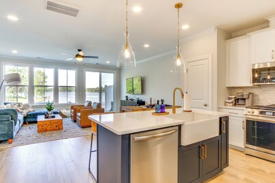 Steps to Lake Greenwood: Waterfront Gem w/ Patio