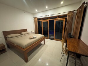 Room 3 Double Room with Private Bathroom | Free WiFi, bed sheets - Surf Bali Villa  (Ungasan)