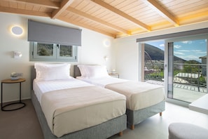 2 bedrooms, iron/ironing board, WiFi, bed sheets - Valley House in the heart of the meadow of Vassiliki village (Vasiliki)