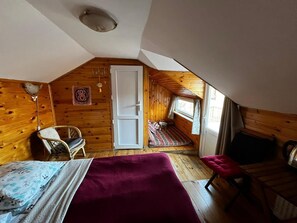 2 dormitorios, tabla de planchar con plancha, wifi y ropa de cama