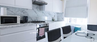 Charming London Apartment Near Harrods