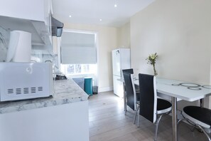 Apartment | Private kitchen | Fridge, microwave, oven, stovetop