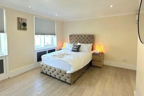 2 habitaciones, wifi gratis y ropa de cama